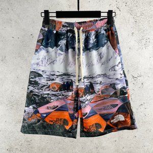 Snow mountain base in the North0412001